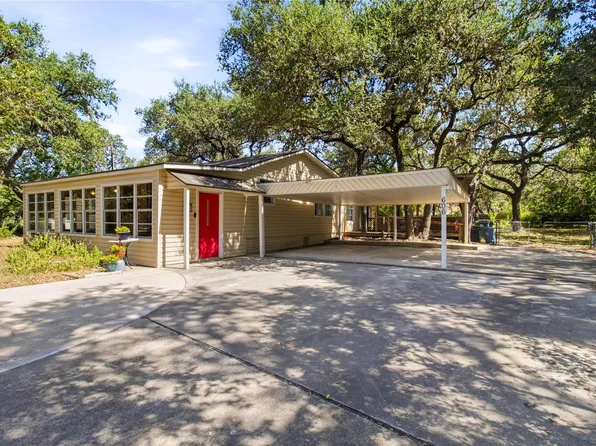 606 Harmons Way, San Marcos, TX 78666