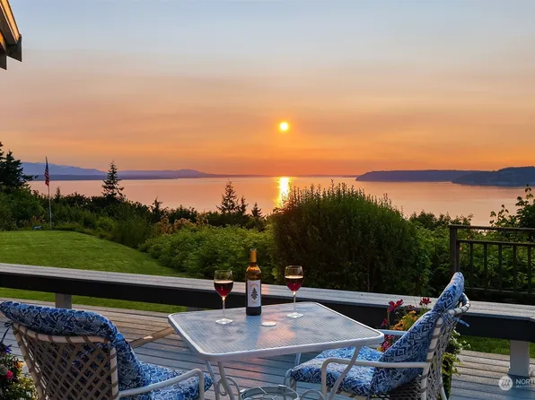 6831 Fisher Road, Edmonds, WA 98026