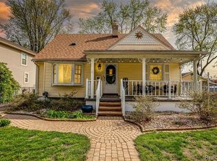 818 Coolidge Ave, Clawson, MI 48017