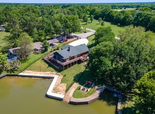 101 Royal Cir, Tool, TX 75143