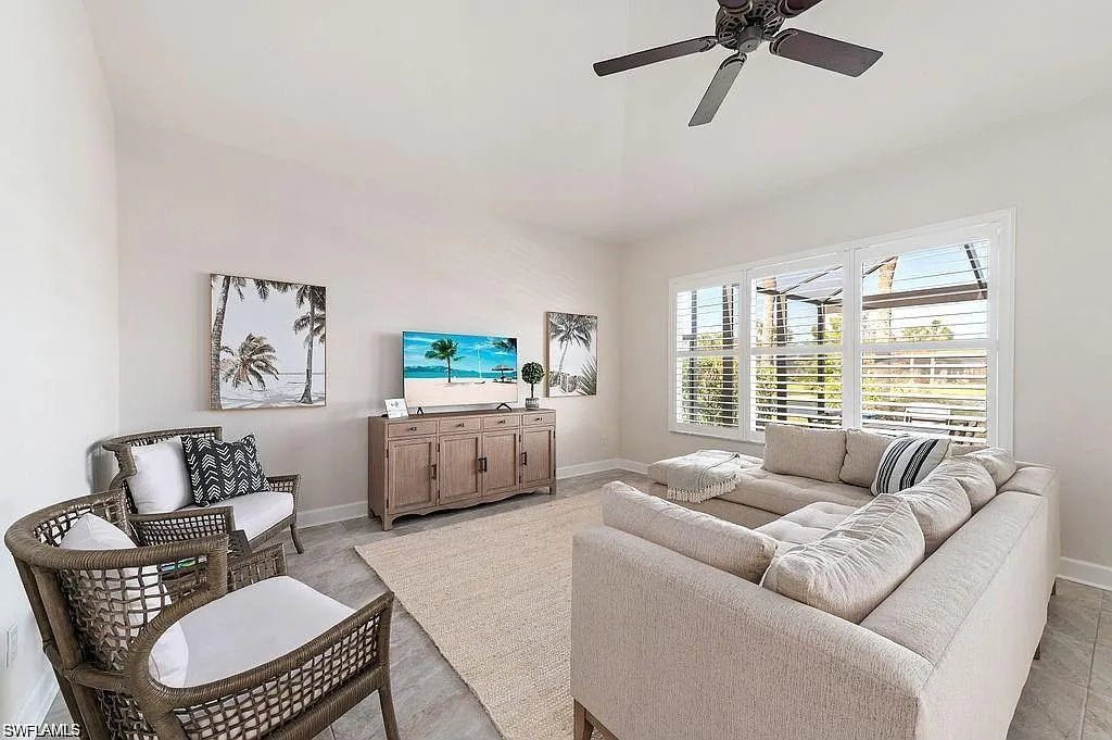 4 bed, 2.0 bath, 2023 sqft, $15,000 — Photo 3
