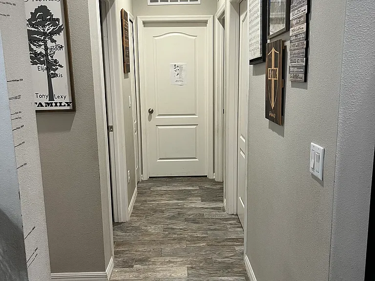 Plymouth Creek Cir — Photo 24