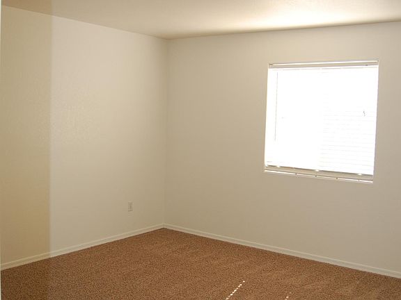 5th image of 3028 Palisades Ln