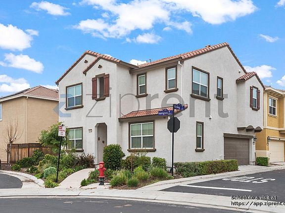2nd image of 1339 S Sauvignon St
