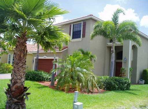 4th image of 4940 Bismark Palm Dr