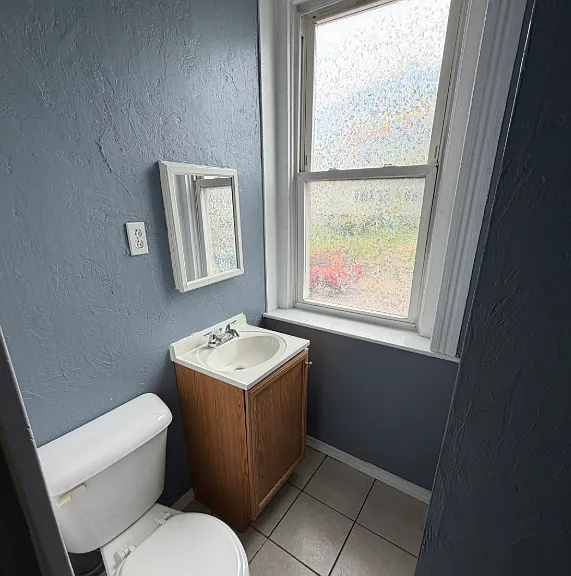 456 Eastern Ave Unit 2, Fall River 1st Floor 1BR! Heat by Electric, Hot Water Included! — Photo 17