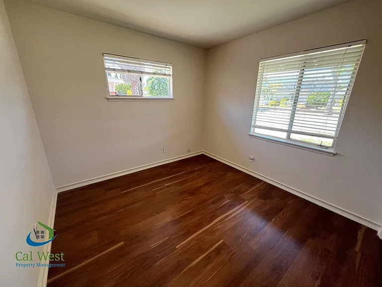 5510 Yale Dr — Photo 20