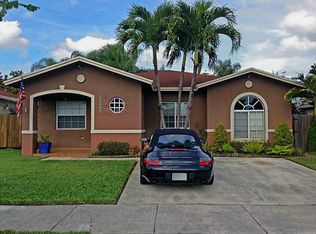 12465 SW 198th St, Miami, FL 33177