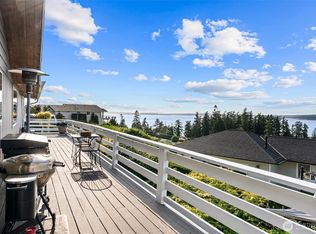 809 W Rocky Point Dr, Camano Island, WA