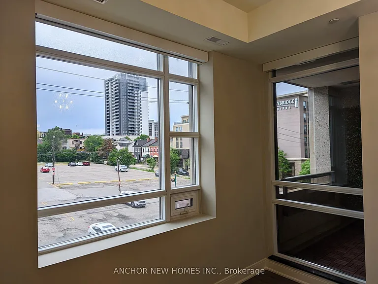 150 Main St W #304 — Photo 23