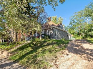 290 Bates Ave, Saint Paul, MN 55106