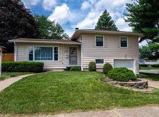 2722 Sturdevant St, Davenport, IA 52804