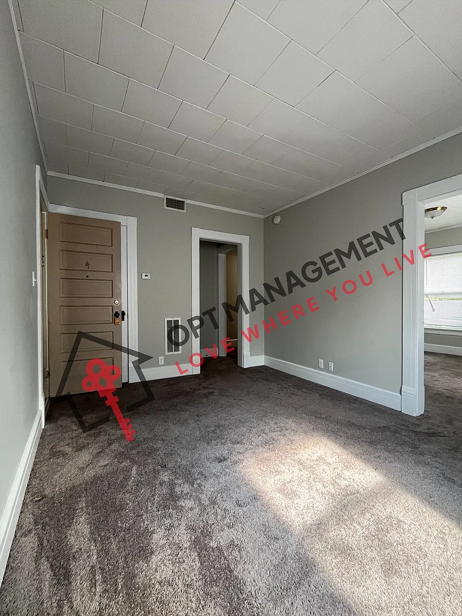 Building Photo - 1318 South St #4