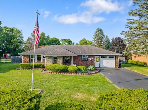 6337 Jamesville Toll Rd, Jamesville, NY 13078