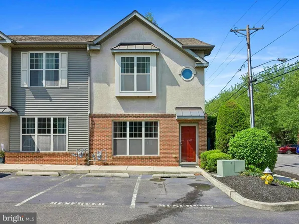 2 Station Ln, Merchantville, NJ 08109