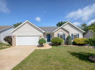 5733 Pebble Acres Dr, High Ridge, MO 63049