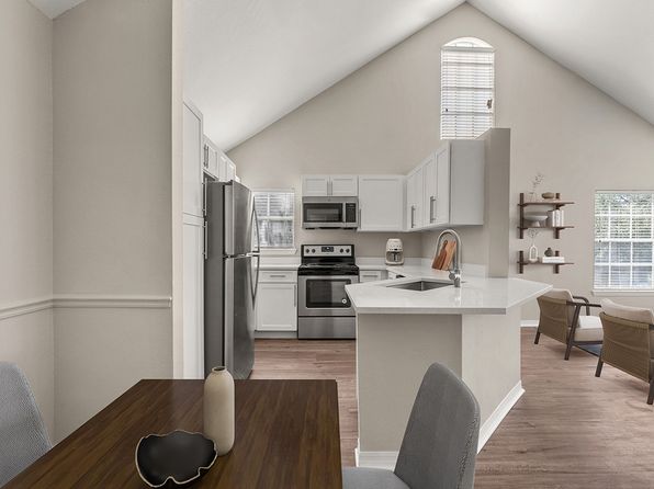 715 Camarague Pl #21-208