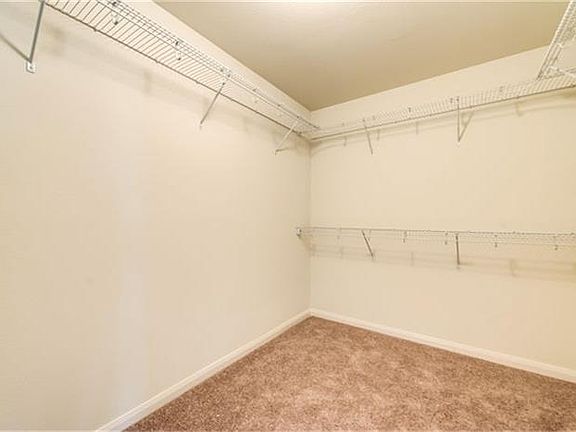 5th image of 2706 Regatta Ln
