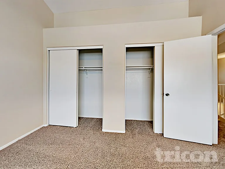 8668 W Hubbell St — Photo 9