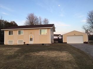 695 S Melita Rd, Sterling, MI 48659