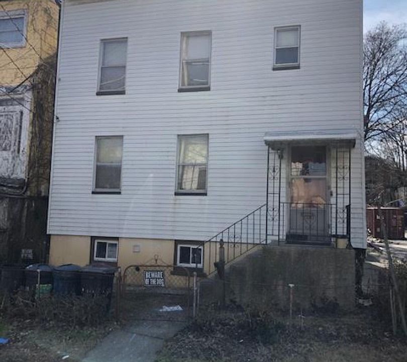 1st image of 114 Wright St