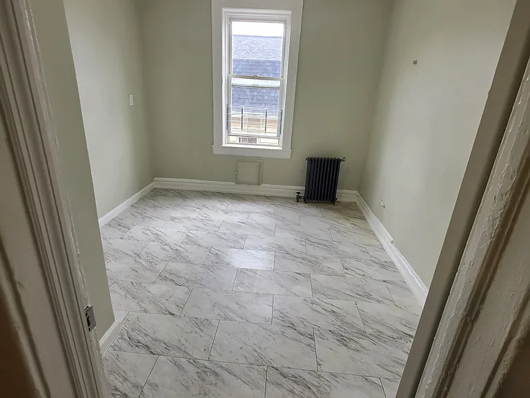 2 Columbia Ave #303 — Photo 4