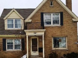 4520 W Capitol Dr, Milwaukee, WI 53216