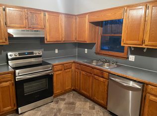 1536 Oakhill Dr, Auburn, GA 30011