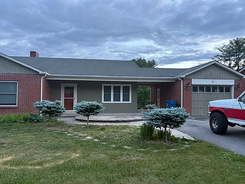 74 Rhoda St Photo 1