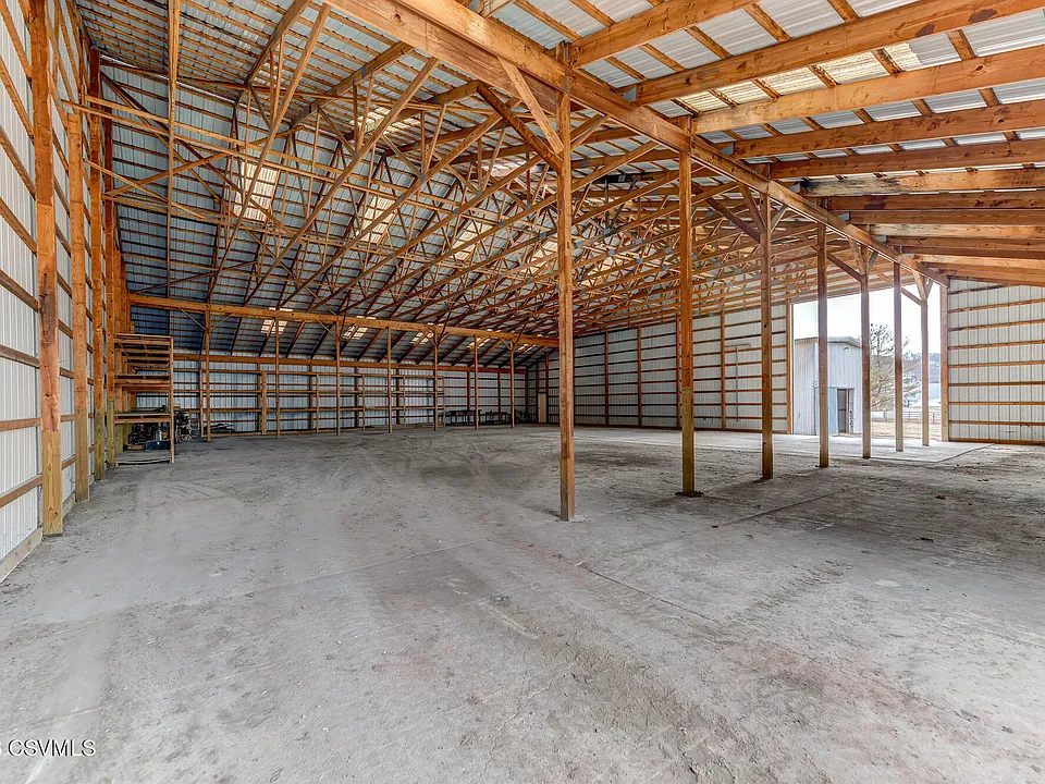 3825 Columbia Blvd #5