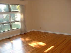 5th image of 2160 Swannanoa Ave