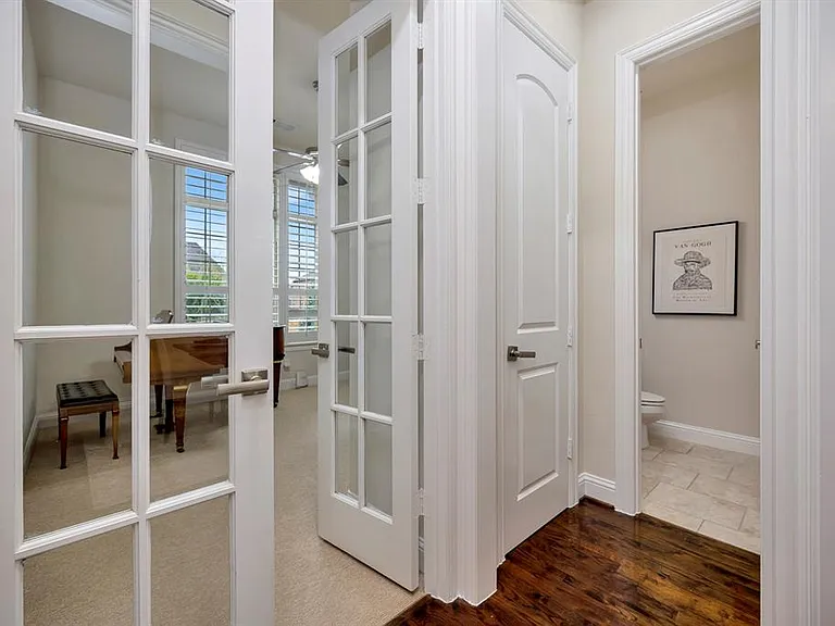 4600 Crossvine Dr — Photo 13