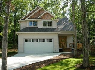 4 Dew Waite Rd, Black Mountain, NC 28711