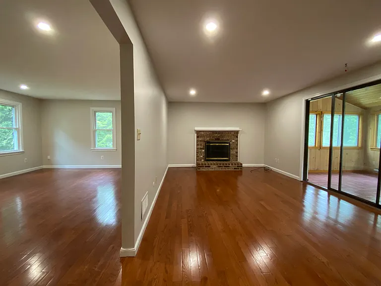 336 Cedar St — Photo 9