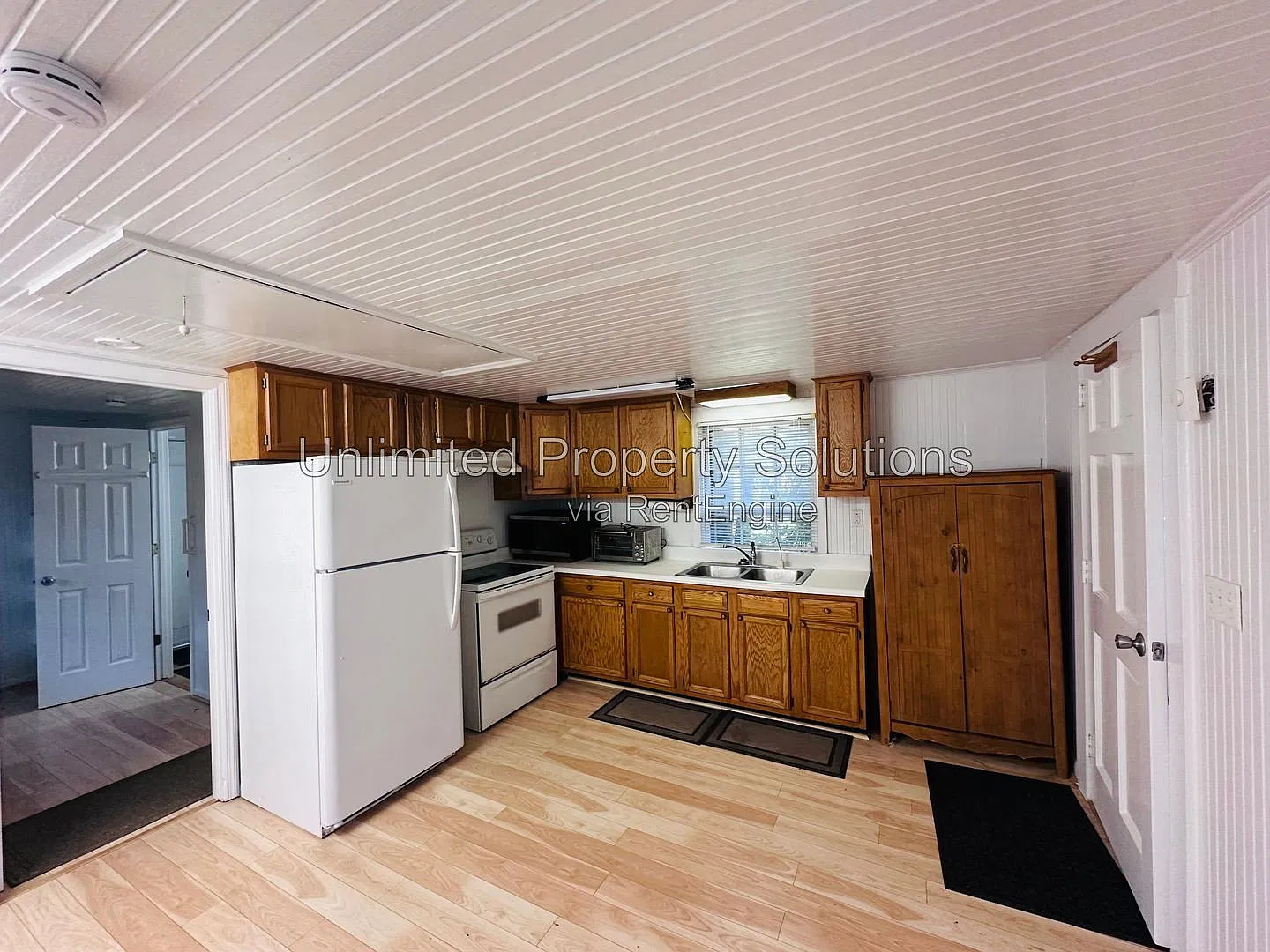 1 bed, 1.0 bath, 900 sqft, $1,100 — Photo 3