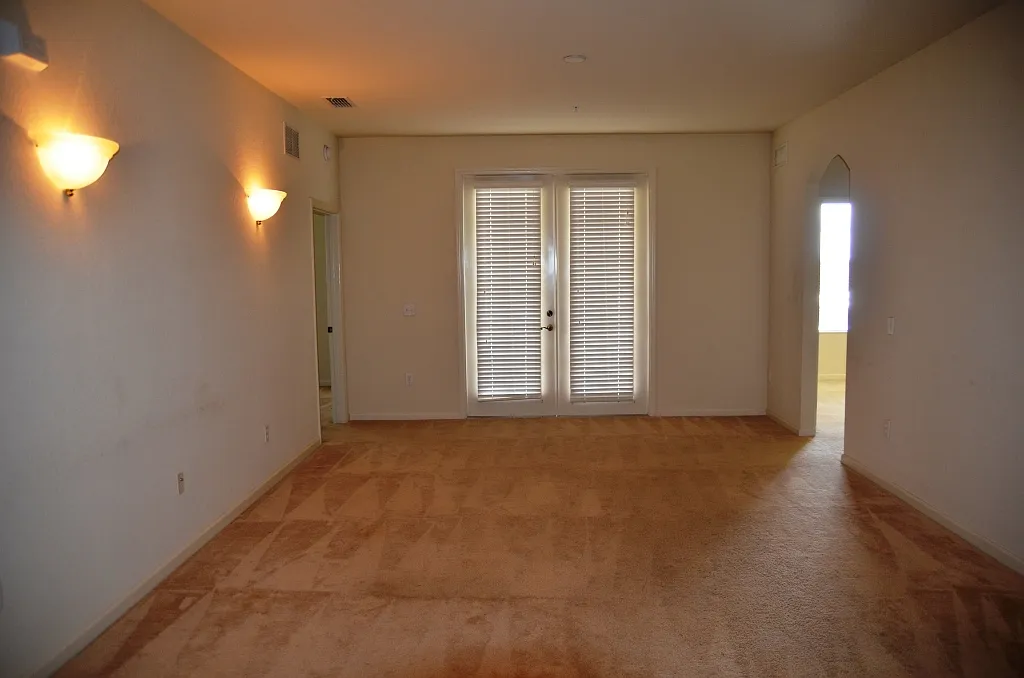 Cute 3/2 Condo in Flora Ridge of Kissimmee (Gated) — Photo 3