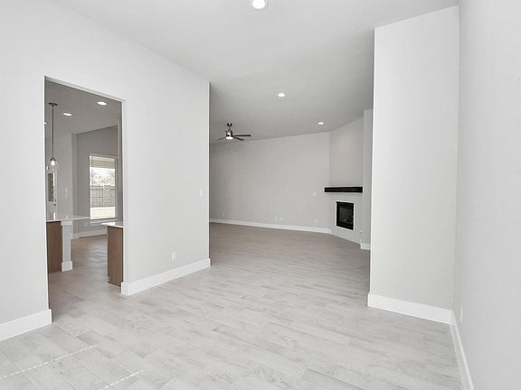 4th image of 3031 Native Spring Dr