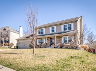 6 Moss Pointe Ct, Saint Charles, MO 63303