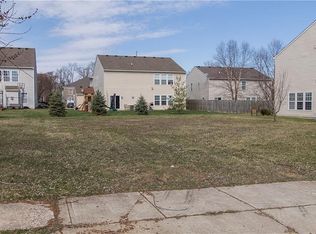 10586 Cyrus Dr, Indianapolis, IN 46231