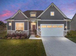 227 Campolina Rd, Chelsea, MI 48118