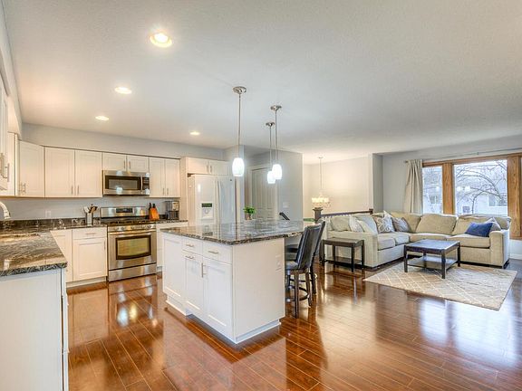 3rd image of 3700 Balsam Ln N