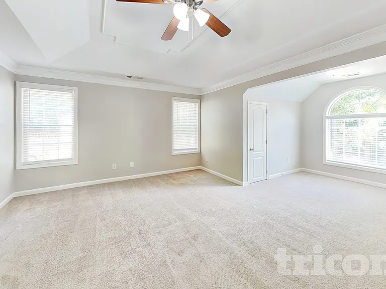 1219 Falls Creek Ct — Photo 10