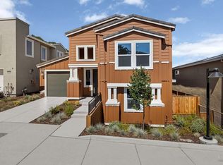 2 Topaz Ct, Petaluma, CA 94952