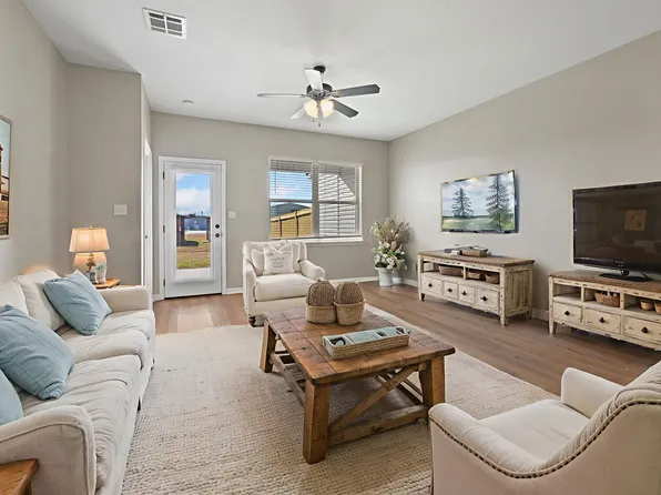 17455 Berkshire Dr #39, Prairieville, LA 70769