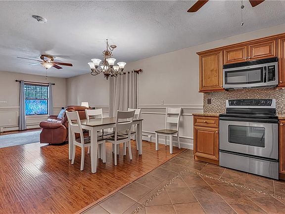 5th image of 444 Woodward Rd APT 2