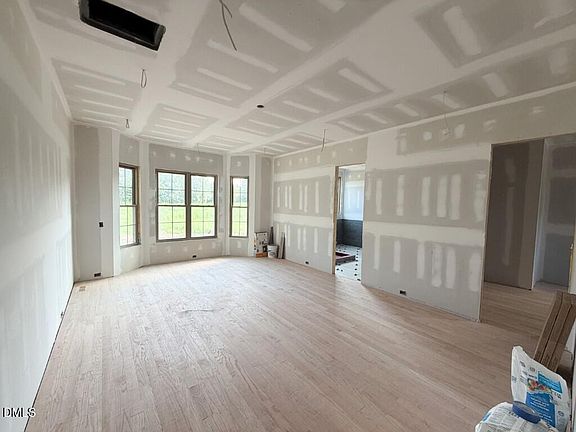 4th image of 8520 Pascolo Way