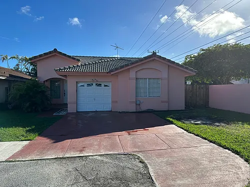 14690 SW 169th Ter Photo 1