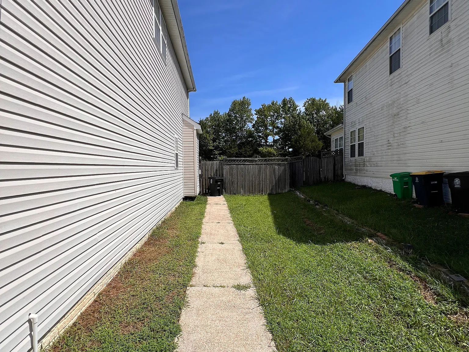 1 bed, 1947 sqft, $1,500 — Photo 2