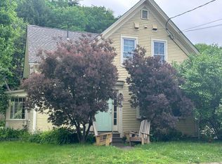 1691 Maple St, Hartford, VT 05047