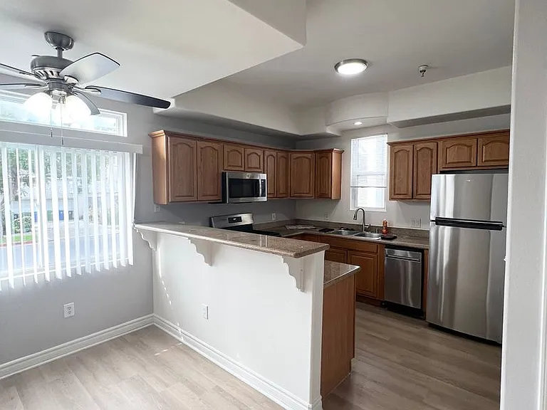 3686 Keystone Ave — Photo 6